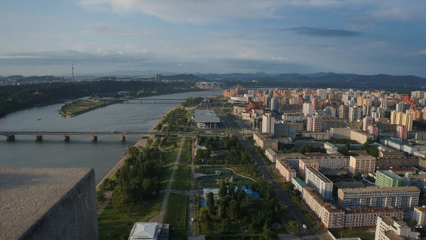 Coreia do Norte diz ter testado mísseis de cruzeiro lançados de submarino