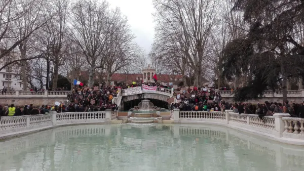França quer cobrar de manifestantes os danos causados em protestos