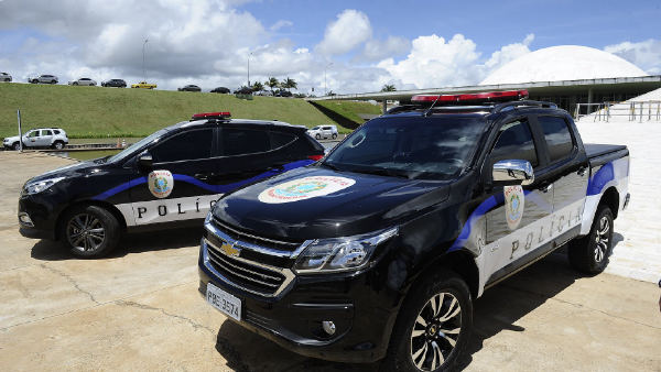 Alcolumbre tira PEC da Segurança Pública da pauta do Senado