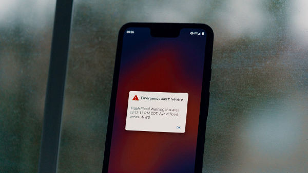 Só 1,83% dos alertas de desastre por SMS no Brasil trazem informação completa