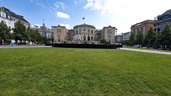 Noruega inclui TikTok, Roblox e Snapchat em veto a redes para crianças