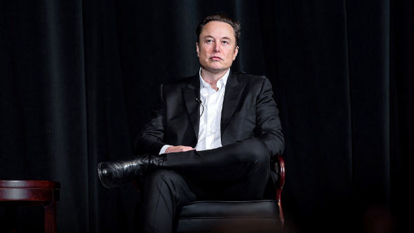 Elon Musk promete que SpaceX indenizará usuários por falhas do Grok