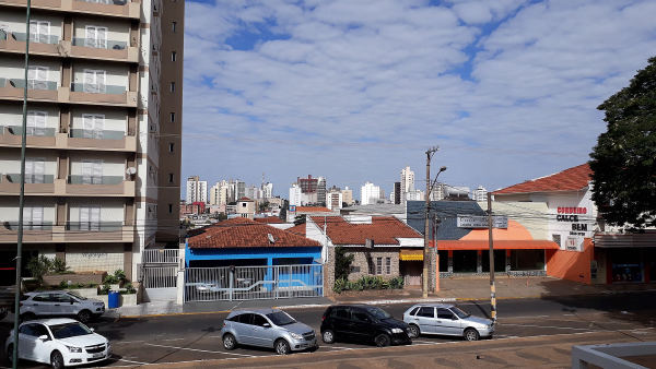 Catanduva lidera exportação nacional de óleo de amendoim, diz MDIC
