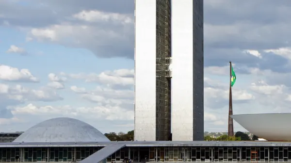 Aos 21 anos, influenciadora é a deputada federal mais jovem eleita por Minas