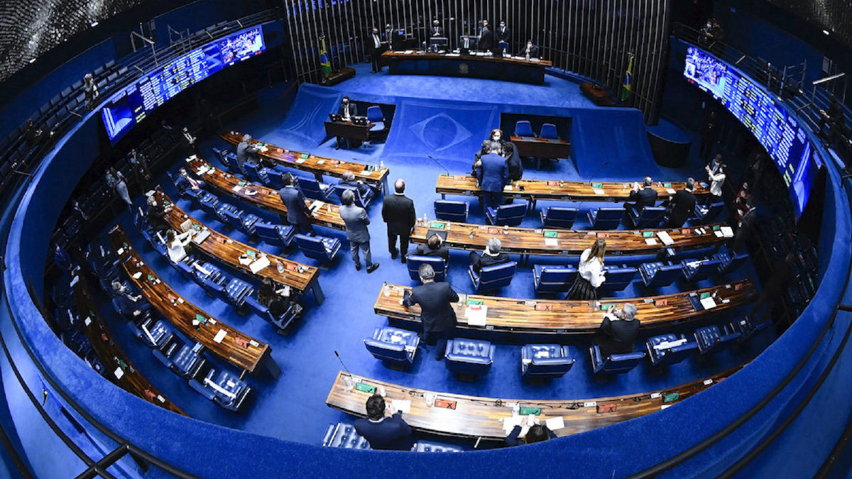 Congresso promulga fim da escala 6x1 e 5x2 passa a valer em 15 de dezembro