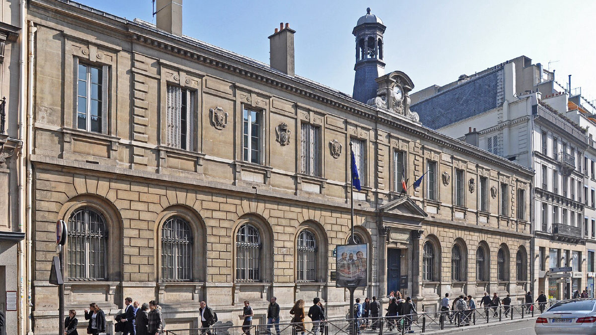 Protesto de estudantes na França chega à 4ª semana e fecha 200 escolas