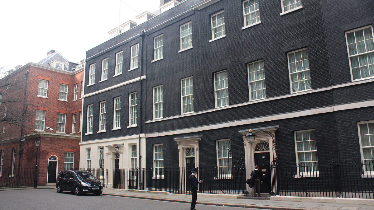 Premiê britânico diz que a Rússia interferiu no plebiscito do Brexit