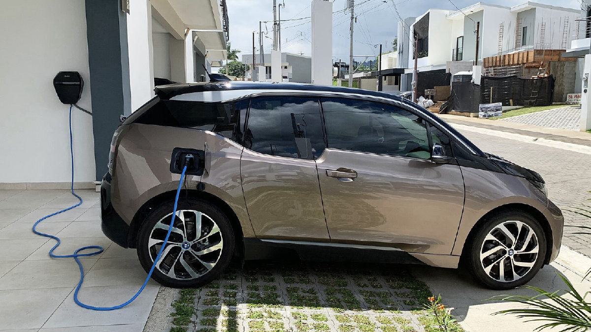 ABVE explica a diferença entre V2L, V2H, V2B e V2G em carros elétricos