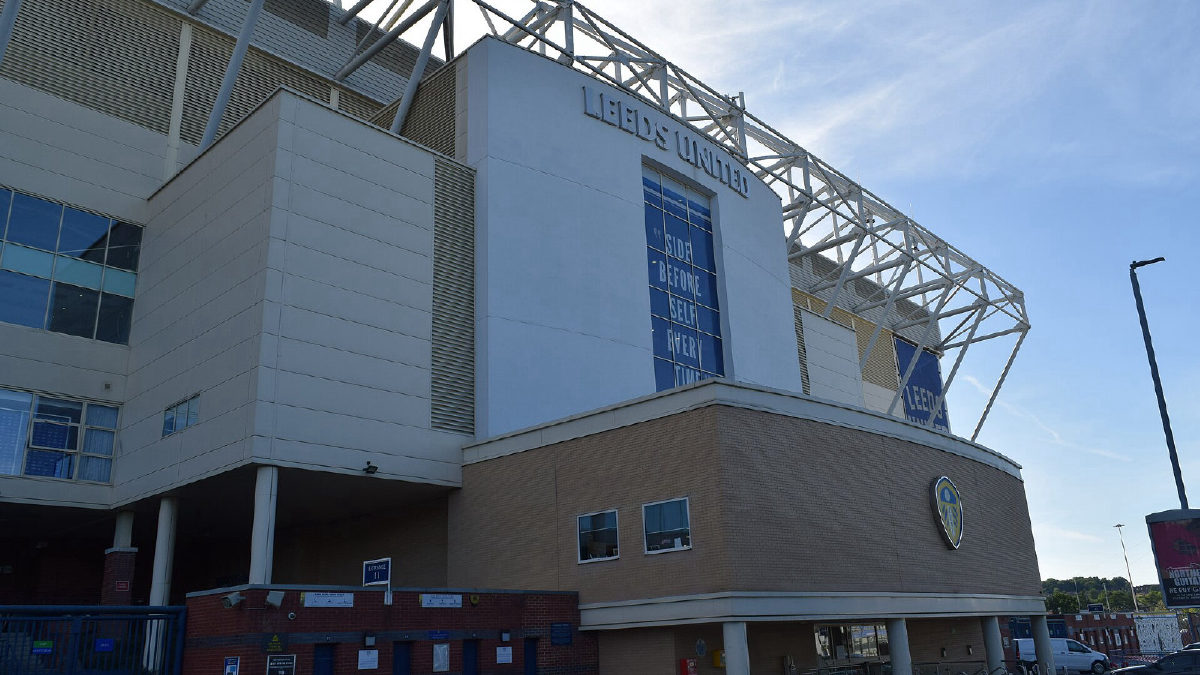 Leeds e Manchester United empatam por 1 a 1 em Elland Road pela Premier League
