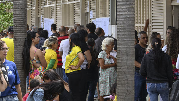 TSE muda o local de votação de 4.352 seções para o 2º turno, em 25 de outubro
