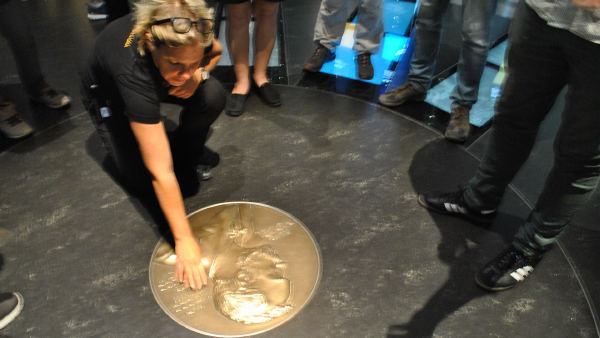 Hall e Woodford ganham o Nobel de Economia de 2026, diz Academia Sueca