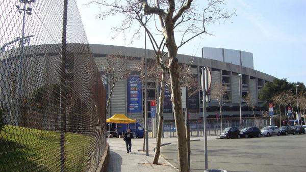 Barcelona vira sobre o Galatasaray e goleia por 4 a 1 na Champions