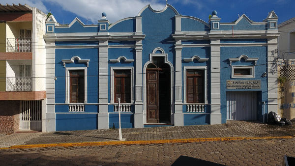 PF e Receita apreendem 17 mil litros de acetato de etila em Corumbá (MS)
