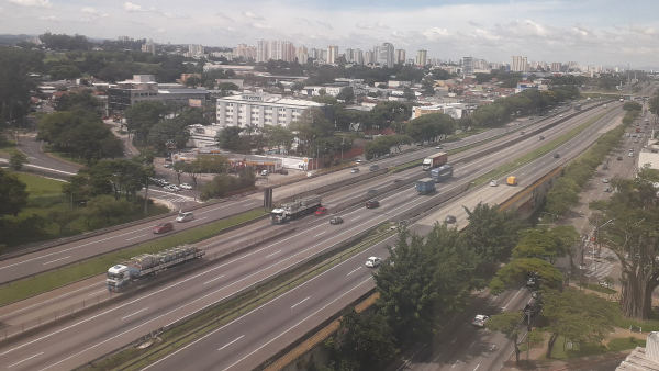 Via Dutra registra recorde de 52 mil romeiros em outubro, sem mortes