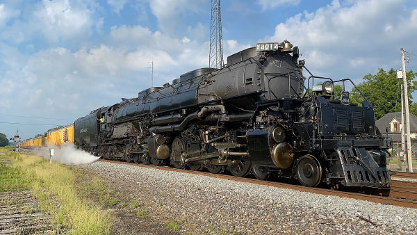 Locomotivas a vapor Big Boy 4014 e 844 voltam a circular juntas em 21/11