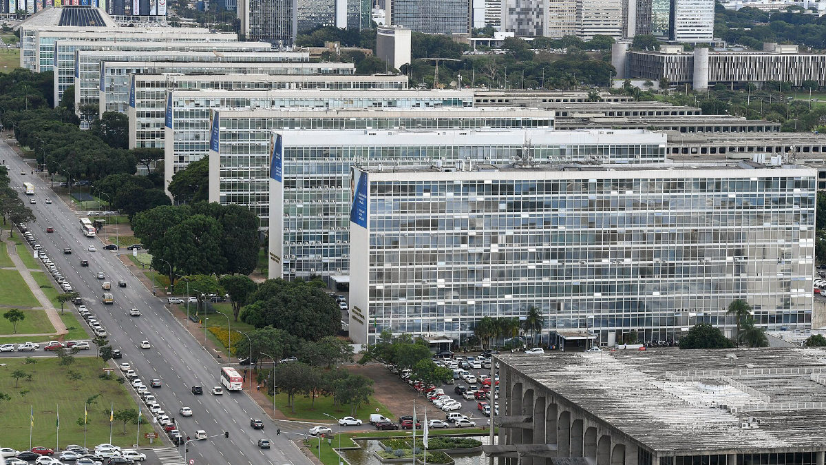 Durigan prevê enviar a MP do Imposto Seletivo só depois das eleições
