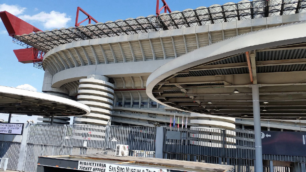 Milan vence a Atalanta por 3 a 2 no San Siro e volta ao G4 do Italiano