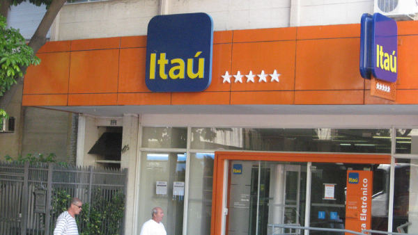 Itaú diz que 3 milhões de clientes já usam sua plataforma de IA