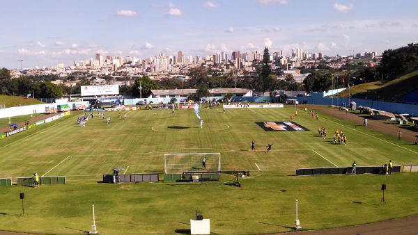 Athletic e Londrina empatam por 2 a 2 com dois pênaltis e gol no fim na Série B