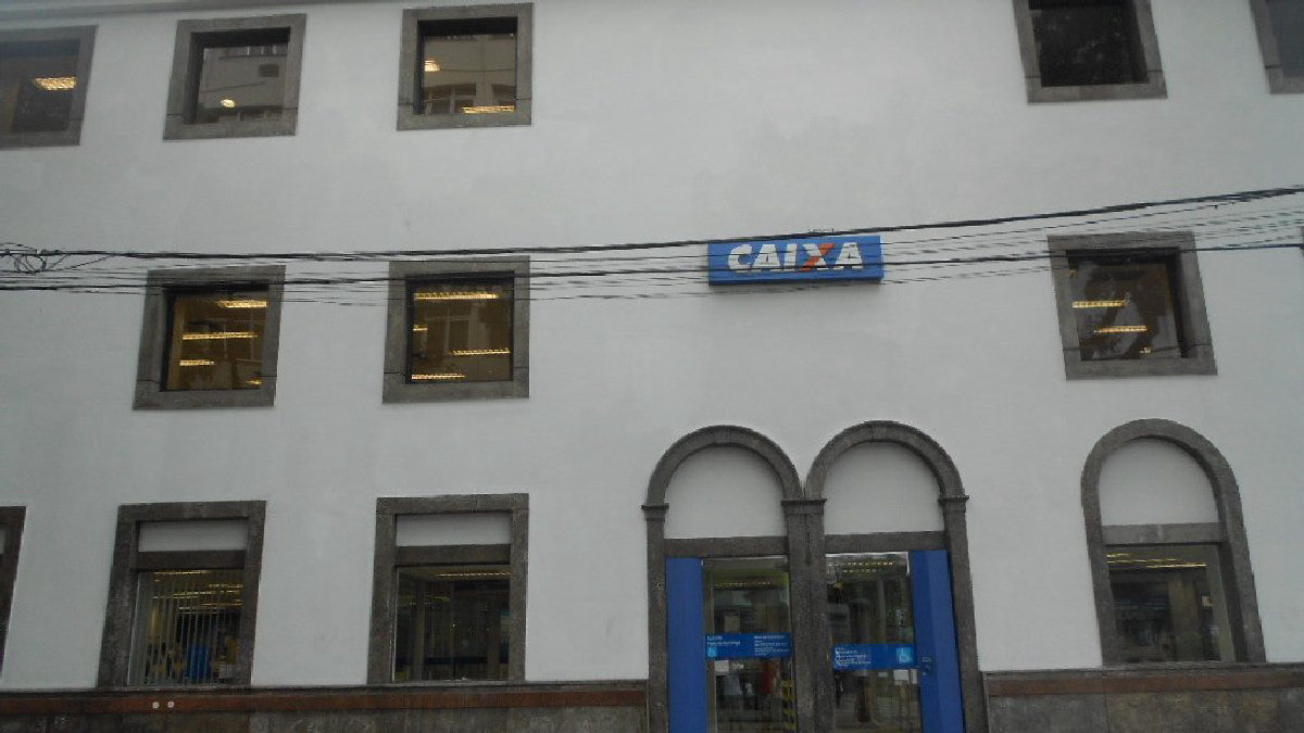Bancos têm até esta quarta (14) para devolver R$ 1,3 bilhão de saldos de bets